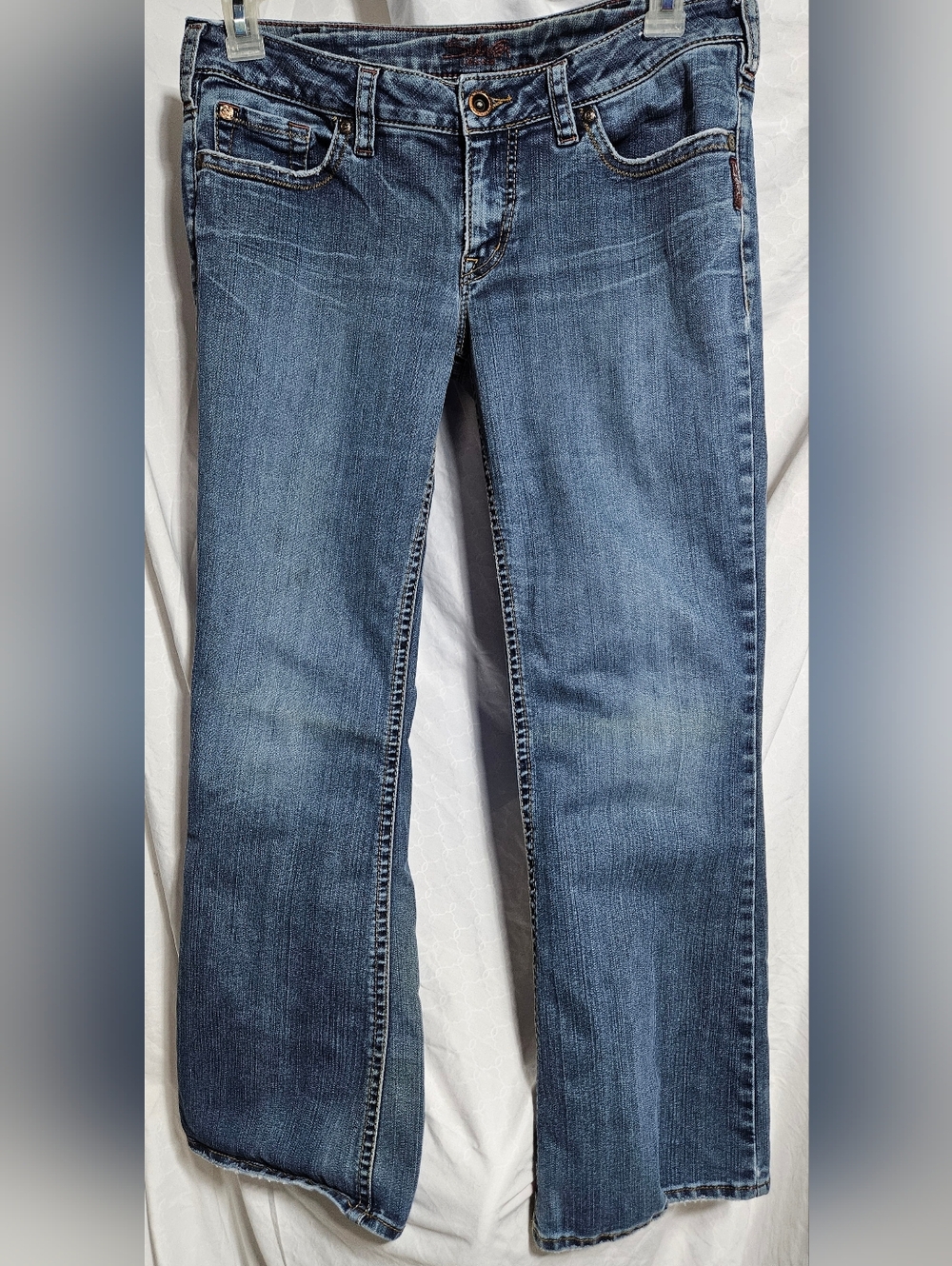 Women’s Silver low rise bootcut jeans Size 32 (Rrr)